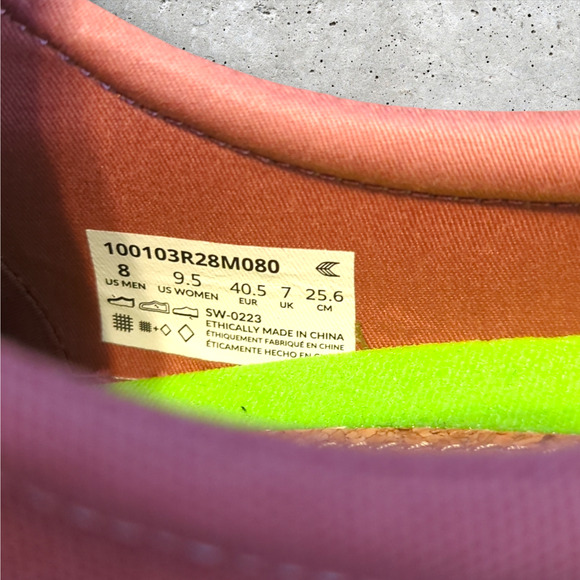 CARIUMA + Pantone Rose Low Profile Canvas Sneakers Tennis Shoes Women's 9.5 - Picture 7 of 10